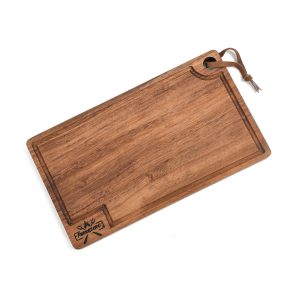 Tabla personalizada en parota con ranura antiderrame para cortar o servir carne